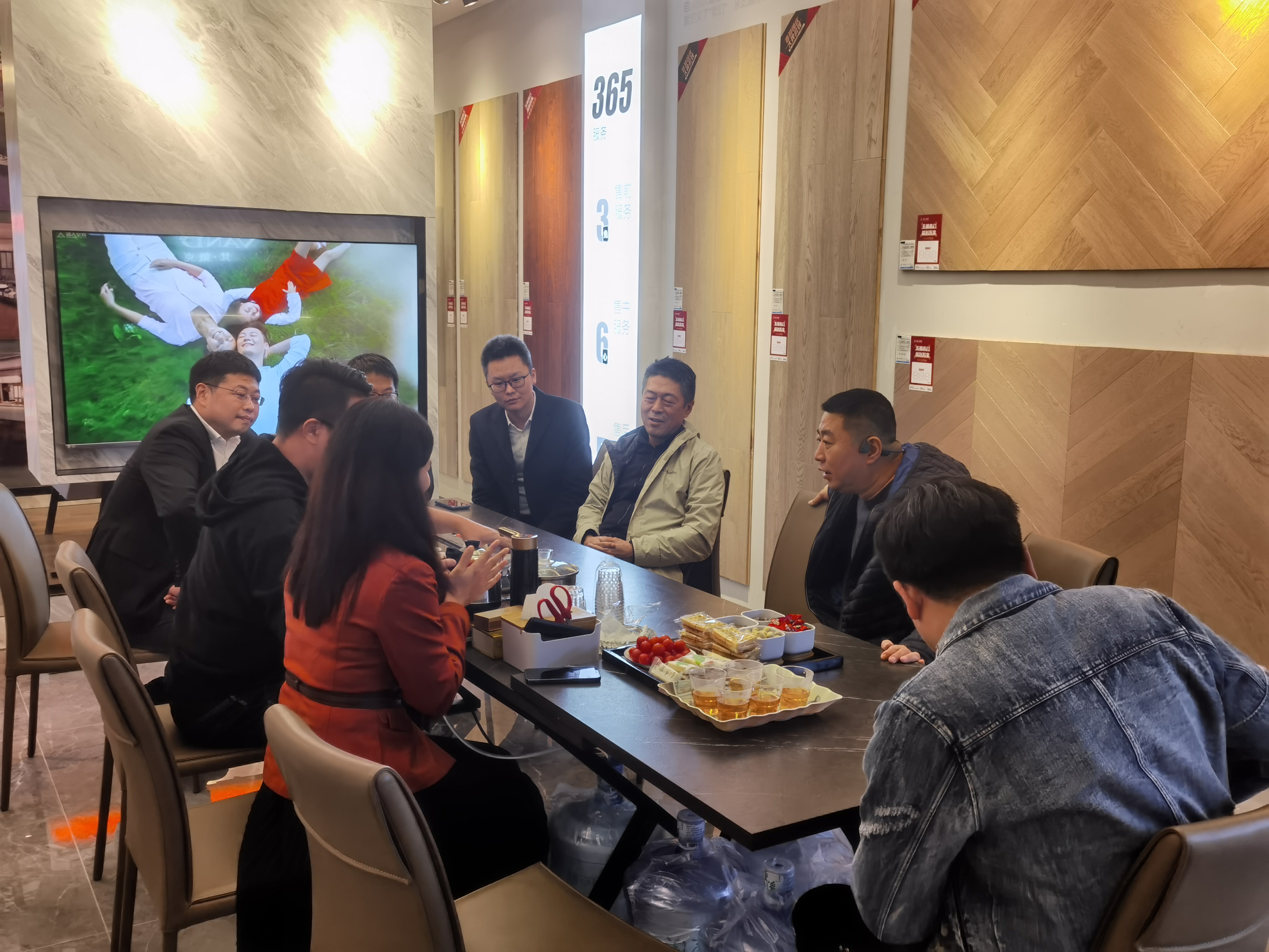 中國林業(yè)集團副總經(jīng)理朱成慶蒞臨中林福人調研考察(圖2)
