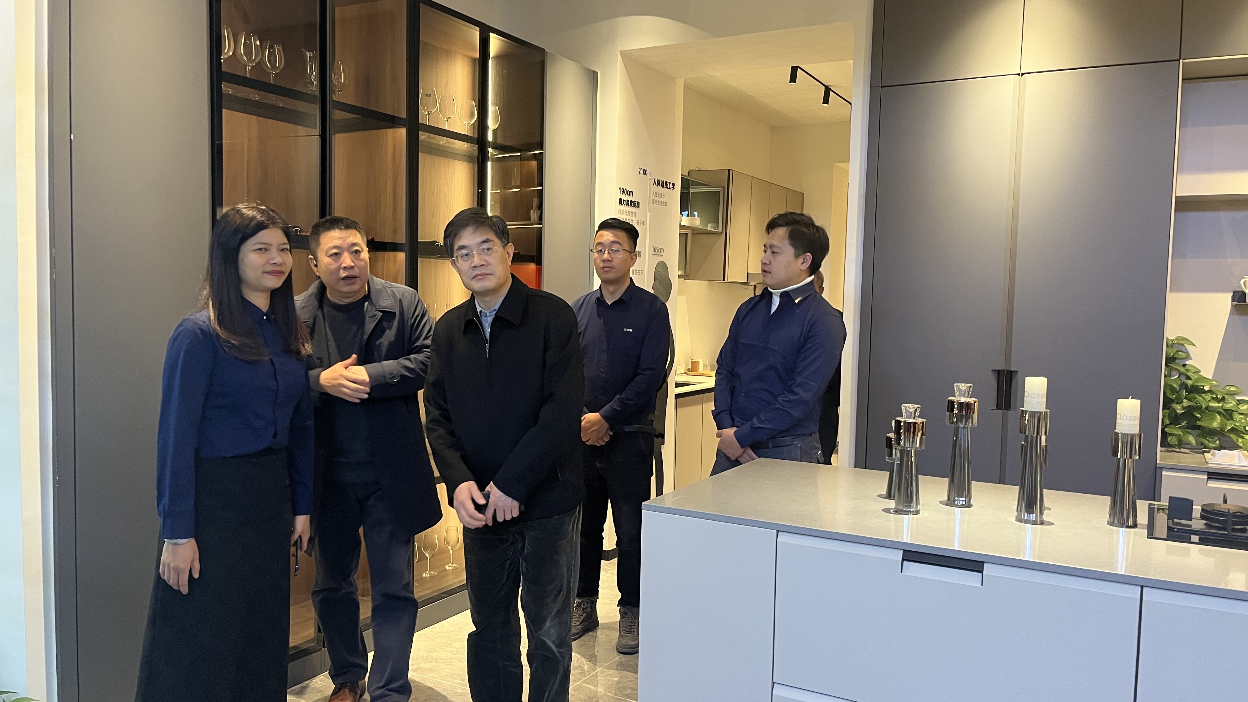 中國林業(yè)集團領(lǐng)導蒞臨中林福人參觀(guān)考察(圖5)